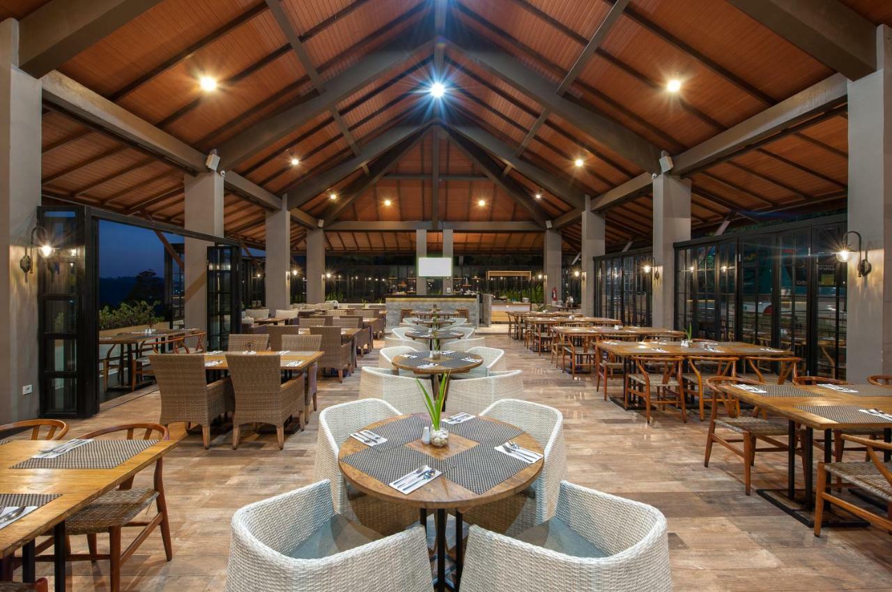 Nava Hotel Tawangmangu Eksteriør bilde